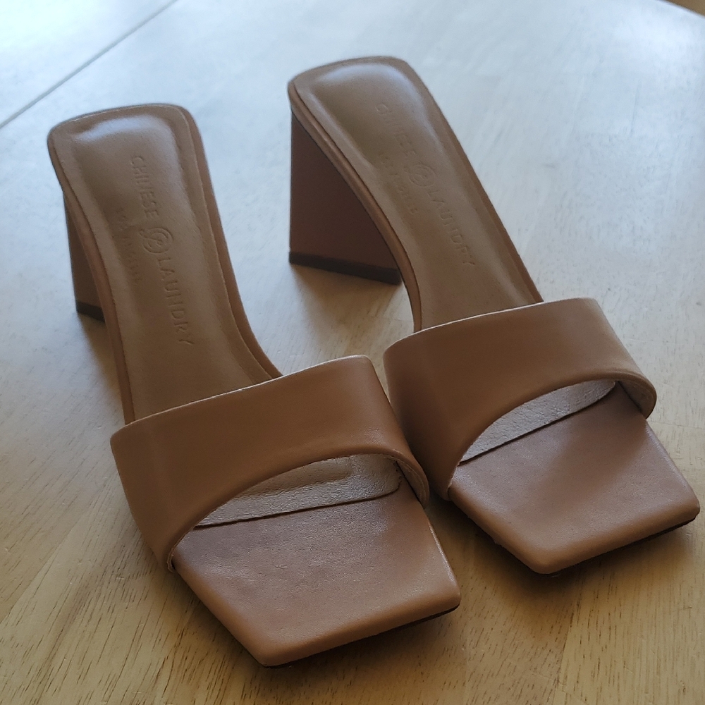 FINAL PRICE DROP* Chinese Laundry Tan Heels Block Square Toe